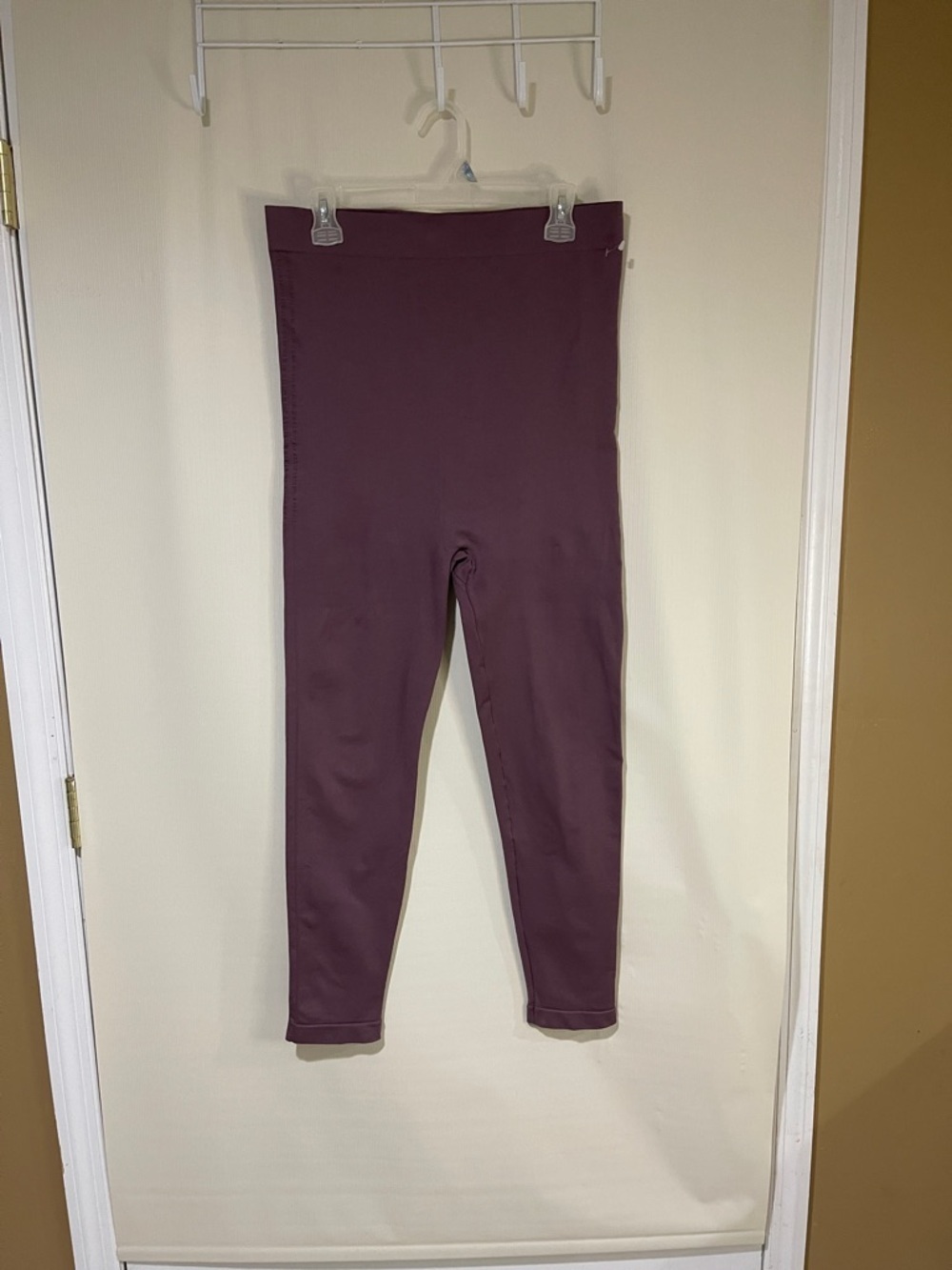 NWOT BLANQI High-Waist Leggings in Plum Wine Size XL